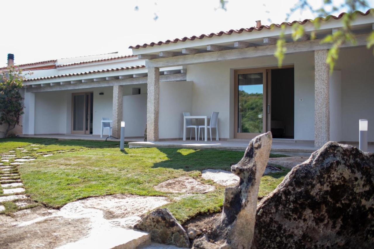 La Corte Di Pulicinu Baja Sardinia Bagian luar foto