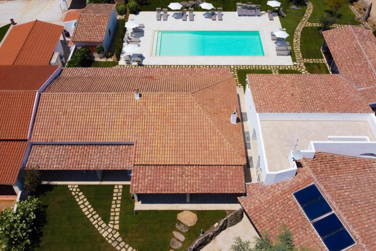 La Corte Di Pulicinu Baja Sardinia Bagian luar foto
