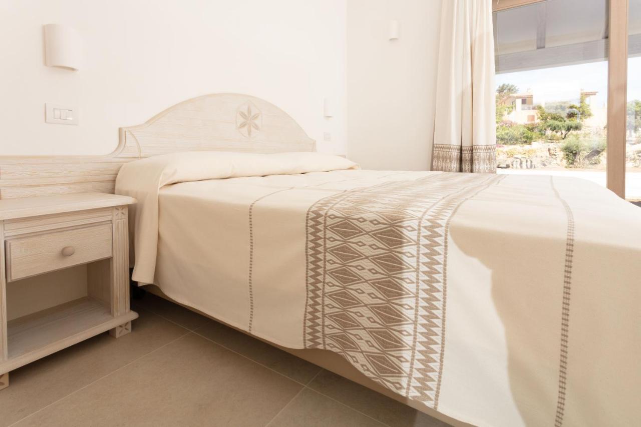 La Corte Di Pulicinu Baja Sardinia Bagian luar foto