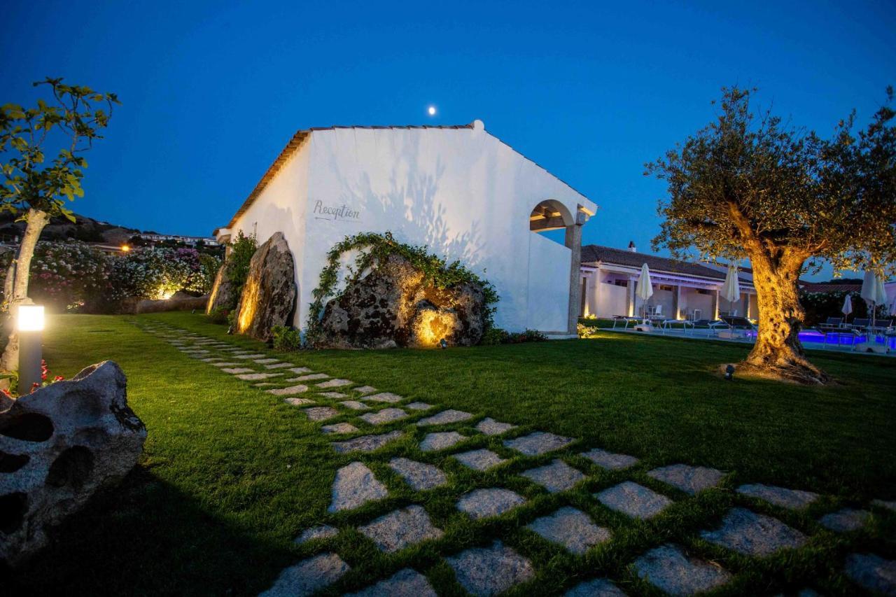 La Corte Di Pulicinu Baja Sardinia Bagian luar foto