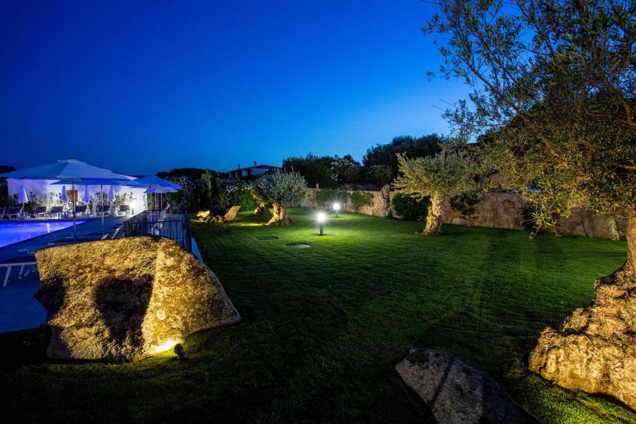 La Corte Di Pulicinu Baja Sardinia Bagian luar foto
